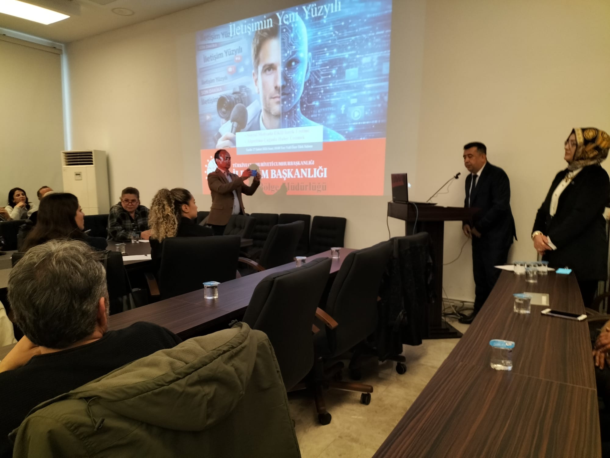 Muğla’da, “Sosyal Medyada Etkili İçerik Üretimi ve Algoritmalar Çağında Haber Üretmek” programı yapıldı